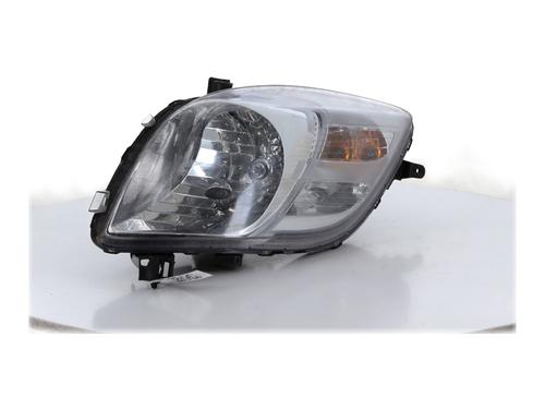 Lampa przednia prawa TOYOTA YARIS (_P9_) 1.4 D-4D (NLP90_, NLP90R) | BP29988073C29 