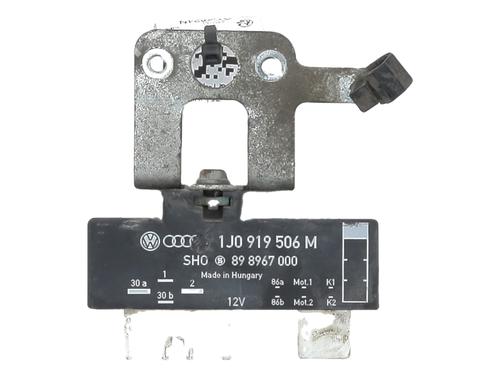 Módulo eletrónico VW POLO IV (9N_, 9A_) 1.4 TDI (70 hp) 32013173