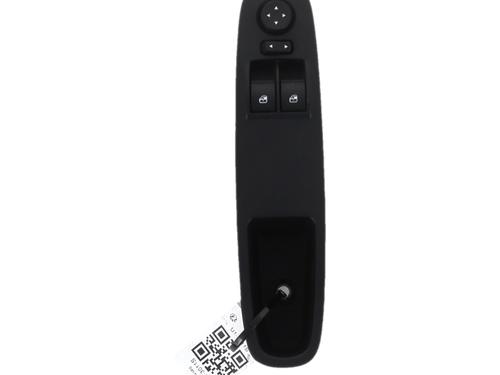 Used Left front window switch Left front window switch FIAT PUNTO (199_) 1.2 (199AXZ1A, 199BXZ1A) (69 hp) 35798623 35798623