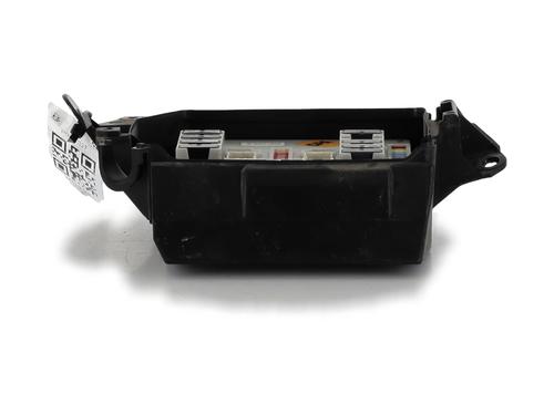 Used Fuse box RENAULT CLIO III (BR0/1, CR0/1) [2005-2014]  27914790