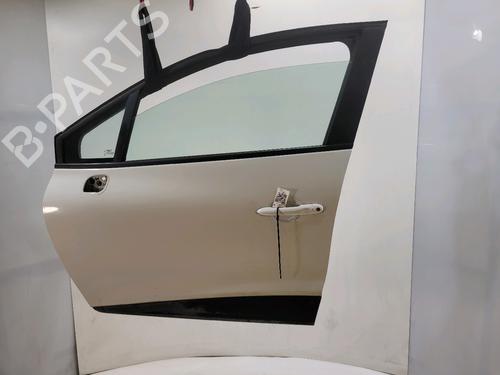 left-front-door-renault-clio-iv-bh_-2012-2013-2014-2015-2016-2017-2018-2019-2020-2021-39088059 main image