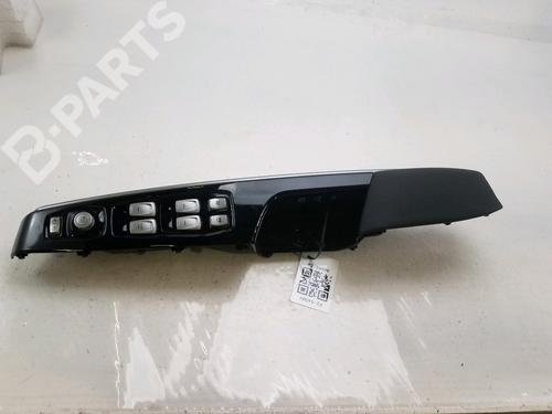 Used Left front window switch Left front window switch SSANGYONG TIVOLI 1.6 XDi 160 (115 hp) 10454031 10454031