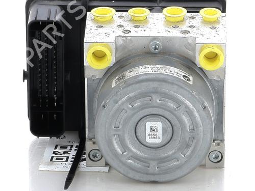 Used ABS pump BMW 2 Gran Tourer (F46) 216 d (116 hp) 18969787