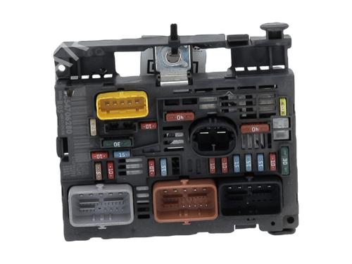 Fuse box PEUGEOT 308 I (4A_, 4C_) 2.0 HDi | BP29517433E1 