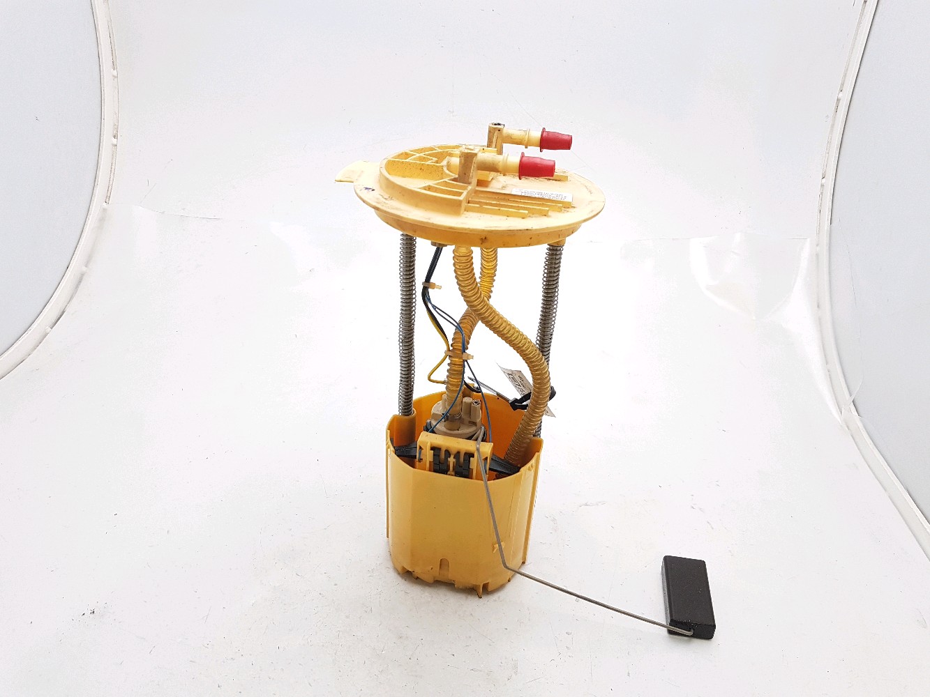 Fuel pump DODGE NITRO 2.8 CRD 4WD 11756302 BParts