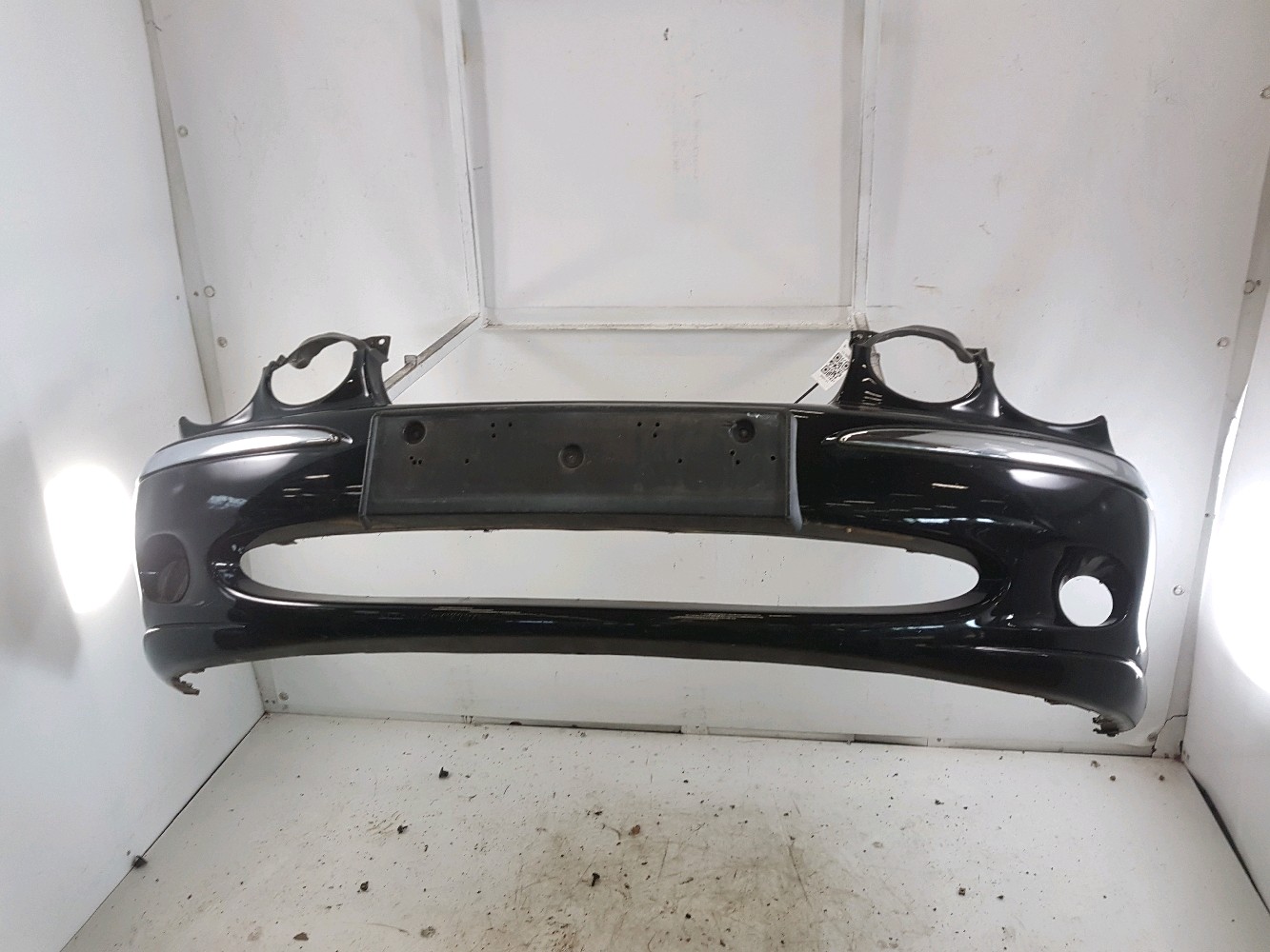 Front bumper JAGUAR XTYPE I (X400) 2.5 V6 Allwheel Drive 11200075 B