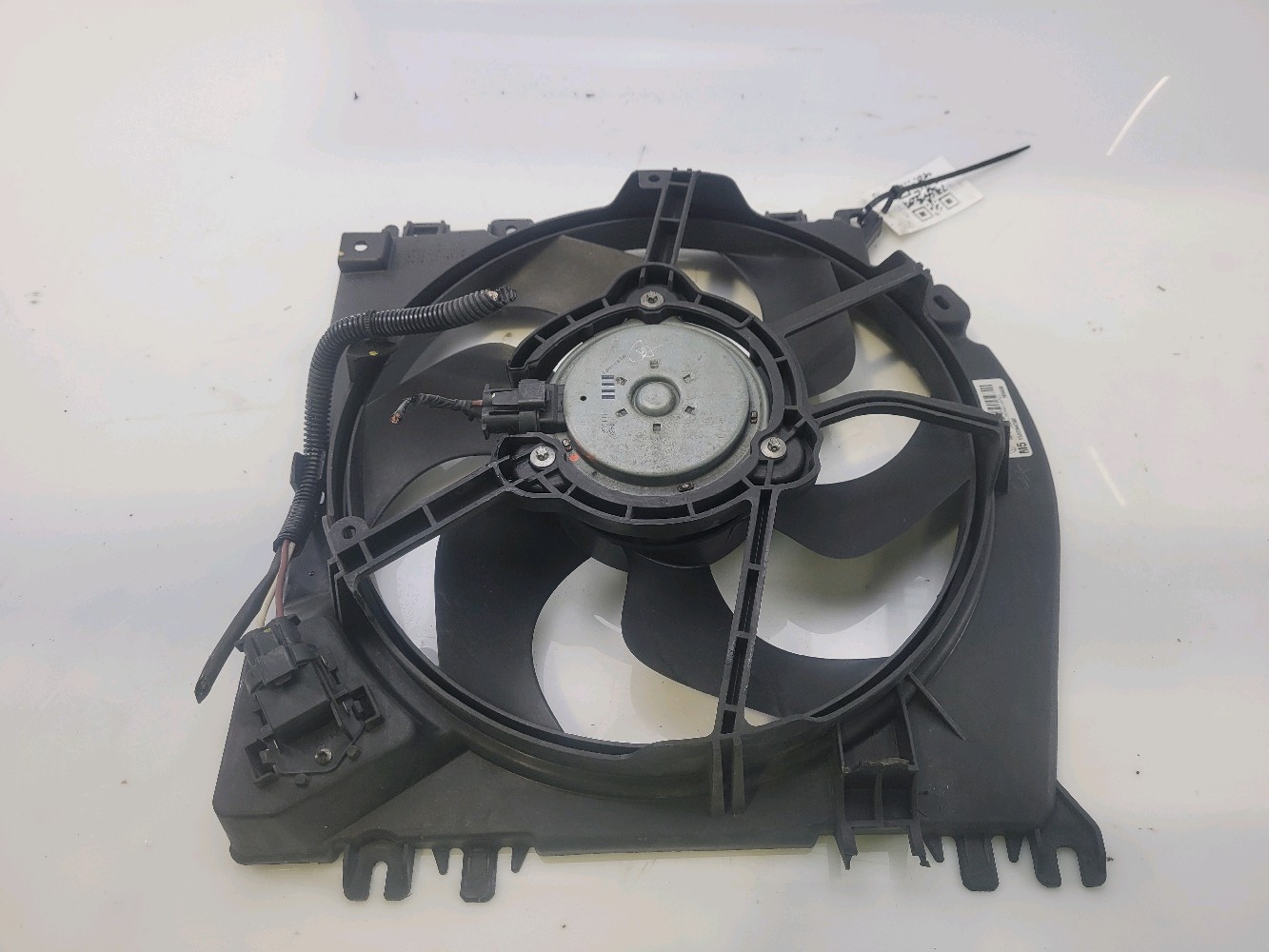Ventilateur Clio Rallye 4/ 5 d'Occasion main image 1