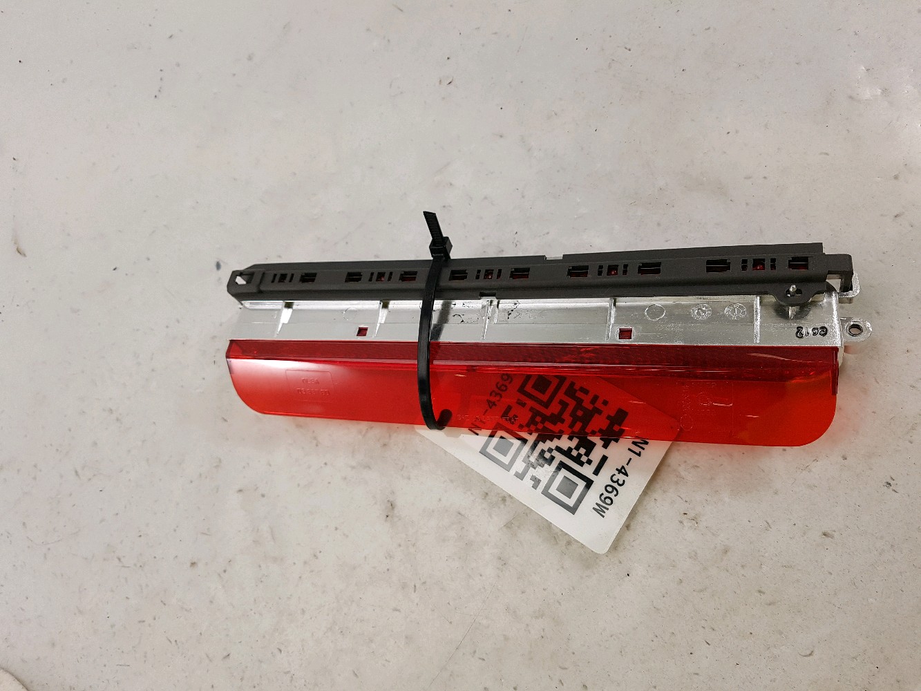 Third brake light FIAT 500 (312_) 1.2 (312AXA1A) 10755408 BParts
