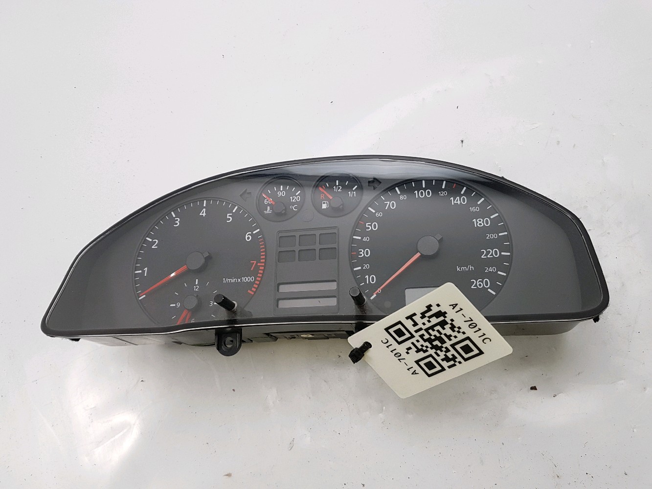 Instrument cluster AUDI A4 B5 (8D2) 2.8 quattro 10446619 BParts