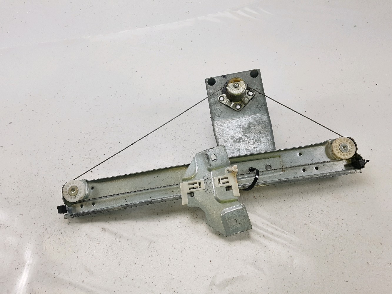 Rear right window mechanism DACIA DUSTER (HS_) 1.5 dCi 10867618 | B-Parts