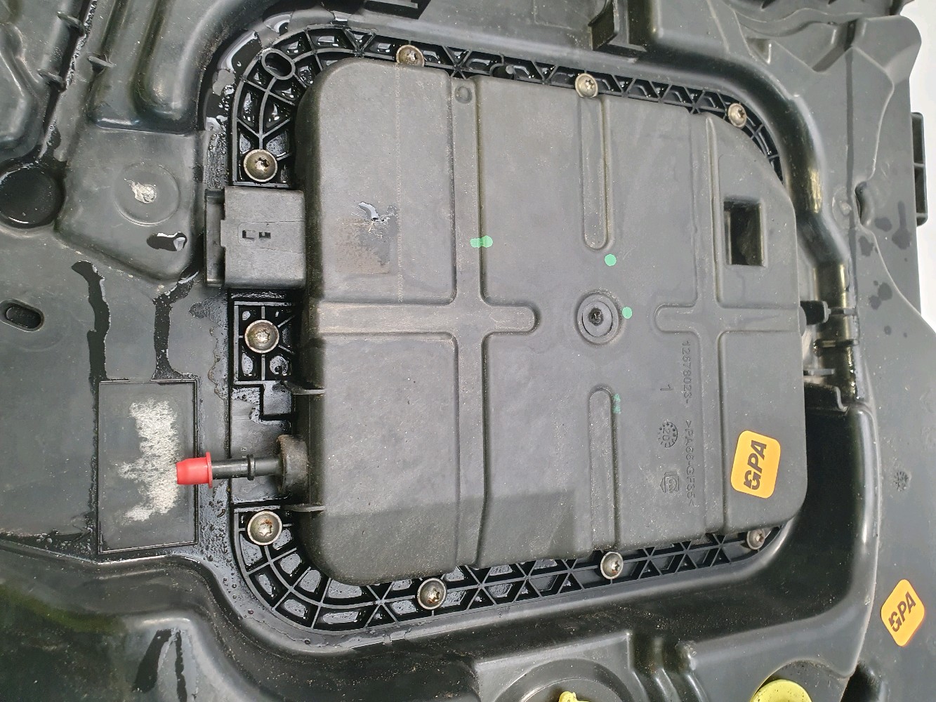 AdBlue tank PEUGEOT 208 I (CA_, CC_) 1.6 BlueHDi 100 29018631 | B-Parts
