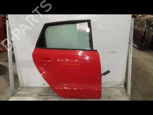 Used Right rear door Right rear door 33136266 33136266