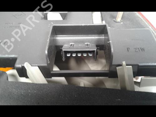 Rückleuchte Rechts für FORD FIESTA IV (JA_, JB_) 1.25 i 16V (75 hp) 8973005