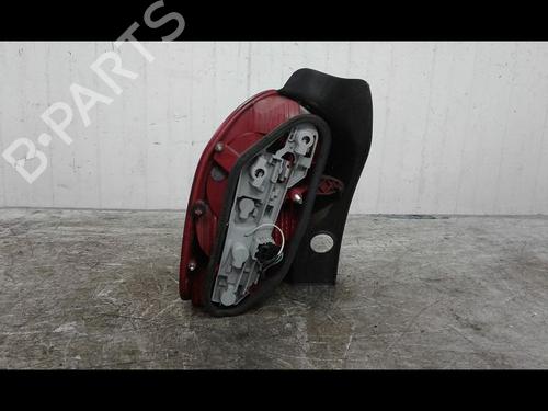 Used Right taillight RENAULT MODUS / GRAND MODUS (F/JP0_) 1.4 (JP01, JP0J) (98 hp) 8967317