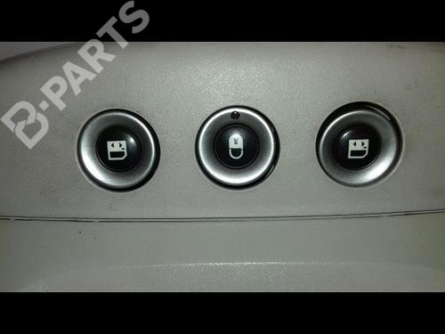 Interior roof light PEUGEOT 807 (EB_) 2.2 HDi | BP11241652I8 