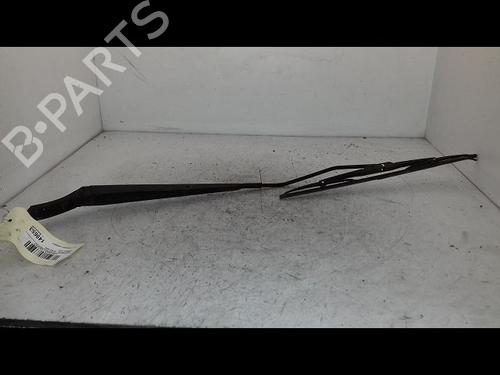 Used Front windshield wiper arm Front windshield wiper arm 39518555 39518555
