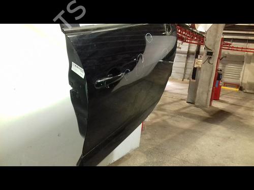 Used Right front door RENAULT SCÉNIC III (JZ0/1_) 1.5 dCi (JZ02, JZ0R) (95 hp) 29224931