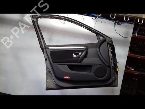 Used Left front door RENAULT LAGUNA III (BT0/1) 1.5 dCi (BT00, BT0A, BT0T, BT1J) (110 hp) 19149795