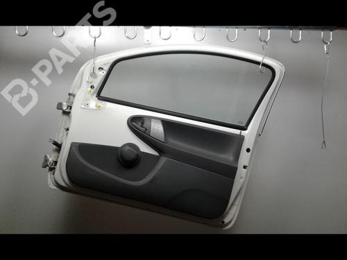 Right front door PEUGEOT 107 (PM_, PN_) 1.0 | BP8973078C3