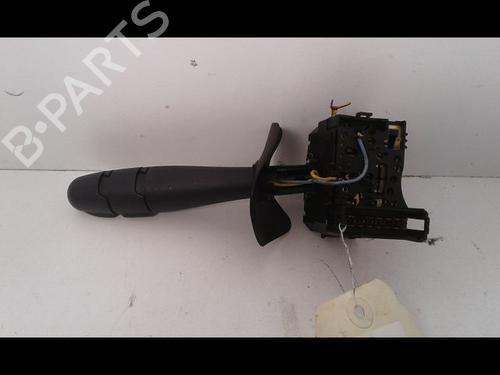 Used Headlight switch RENAULT CLIO II (BB_, CB_) 1.2 (BB0A, BB0F, BB10, BB1K, BB28, BB2D, BB2H, CB0A,... (58 hp) 8971619