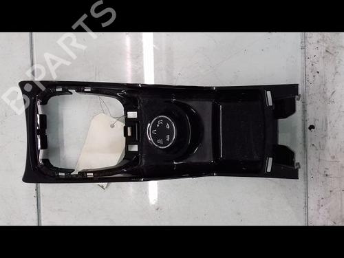 Mittelkonsole PEUGEOT 2008 I (CU_) 1.6 HDi (92 hp) 8970350