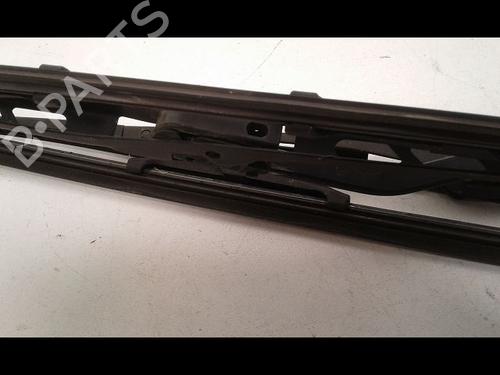 Used Front windshield wiper arm Front windshield wiper arm 14888539 14888539