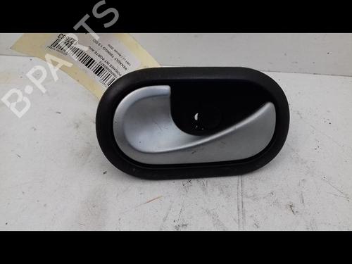 Used Front right interior door handle RENAULT TWINGO II (CN0_) 1.5 dCi (CN0E) (64 hp) 8973804