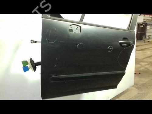 Left front door PEUGEOT 308 I (4A_, 4C_) 1.6 HDi | BP22368230C2 