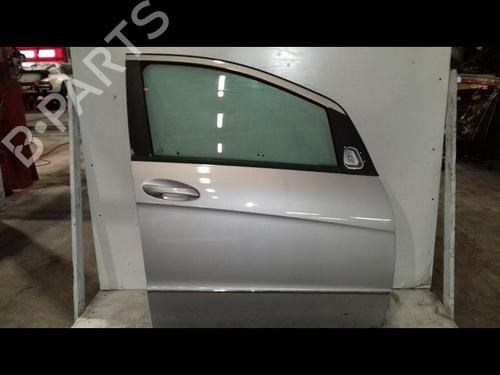 Used Right front door MERCEDES-BENZ A-CLASS (W169) A 160 (169.031, 169.331) (95 hp) 21946806