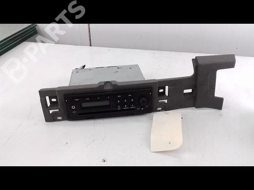 Used Radio RENAULT KANGOO Express (FW0/1_) 1.5 dCi 70 (FW0A, KW0V) (68 hp) 8969913