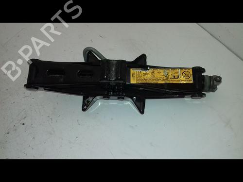 Used Other RENAULT TWINGO II (CN0_) 1.2 16V (CN04, CN0B) (75 hp) 20140820