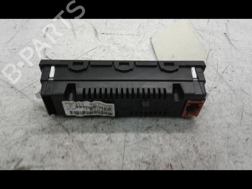 Used Display monitor CITROËN C3 II (SC_) 1.4 HDi 70 (SC8HZC, SC8HR0, SC8HP4) (68 hp) 8969831