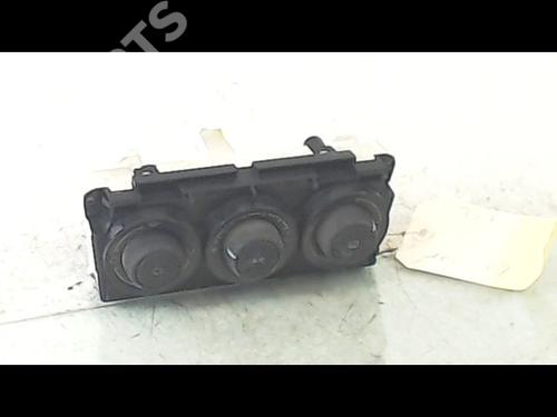 Used Climate control PEUGEOT 308 I (4A_, 4C_) 1.6 HDi (90 hp) 8969778