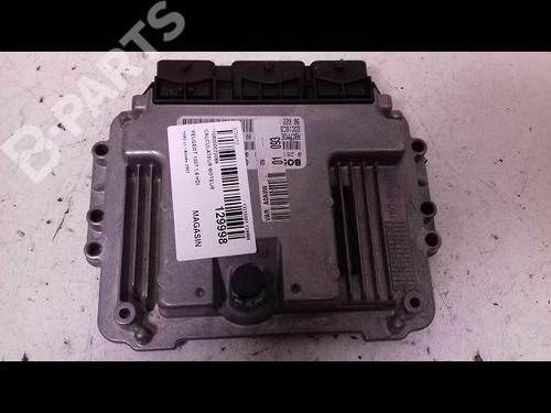 Used Engine control unit (ECU) PEUGEOT 1007 (KM_) 1.6 HDi (109 hp) 9494791