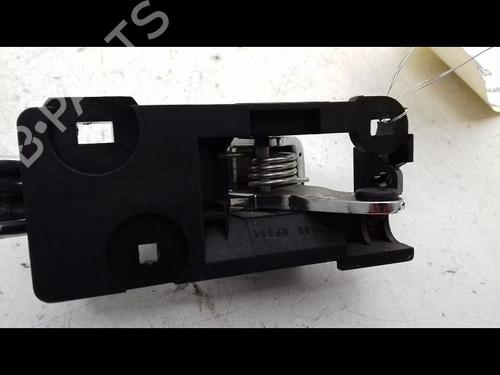 Used Front left interior door handle Front left interior door handle ALFA ROMEO 147 (937_) 1.6 16V T.SPARK (937.AXA1A, 937.AXB1A, 937.BXB1A) (120 hp) 9073072 9073072