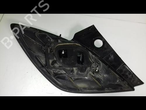 Used Right taillight Right taillight 16309167 16309167