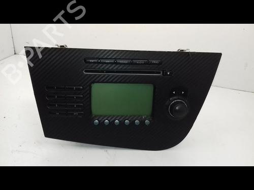 Used Radio SEAT LEON (1P1) 2.0 TDI (170 hp) 16833245