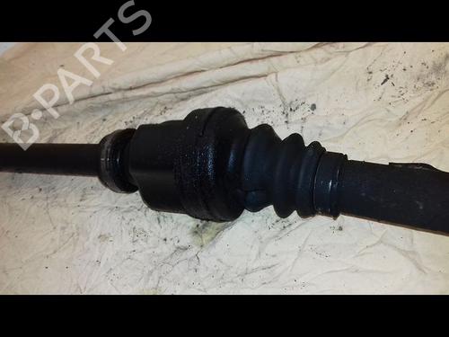 Used Right front driveshaft TOYOTA YARIS (_P13_) 1.5 Hybrid (NHP130_) (101 hp) 29216318
