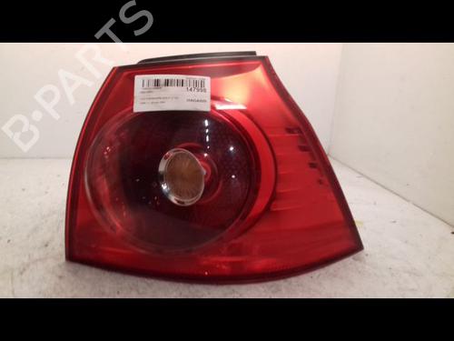 Used Right taillight Right taillight VW GOLF V (1K1) 1.9 TDI (105 hp) 33136547 33136547