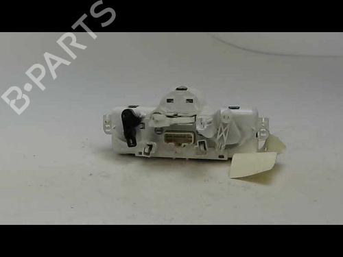 climate-control-renault-clio-iii-br01-cr01-15-dci-7701070473-2005-2006-2007-2008-2009-2010-2011-2012-2013-2014-15743629 main image