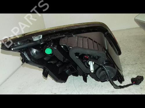 Used Right tailgate light Right tailgate light 37062046 37062046