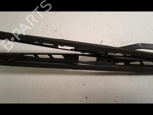 Used Front windshield wiper arm RENAULT CLIO II (BB_, CB_) 1.5 dCi (B/CB07) (65 hp) 14888543