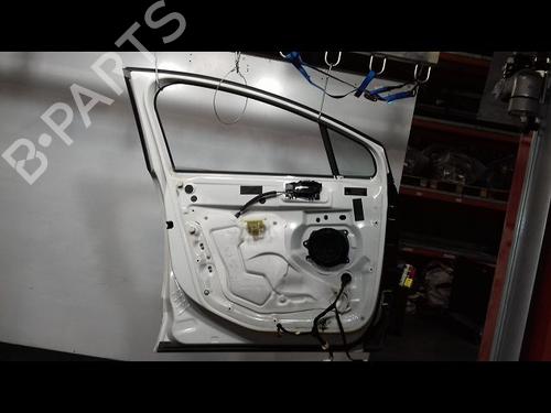 Left front door PEUGEOT 5008 (0U_, 0E_) 2.0 HDi 150 / BlueHDi 150 | BP29225033C2 