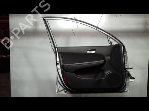 Used Left front door HYUNDAI i30 Estate (FD) 1.6 CRDi (116 hp) 15047535