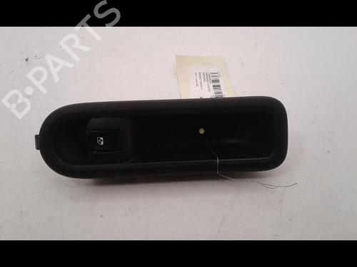 switch-renault-twingo-ii-cn0_-12-cn0d-8200214936-2007-16931162 main image