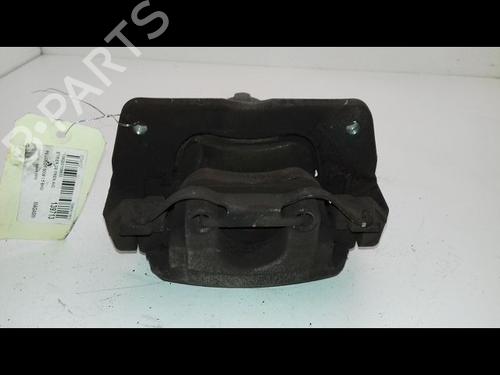 Used Right front brake caliper PEUGEOT 5008 II (MC_, MJ_, MR_, M4_) 1.5 BlueHDi 130 (MCYHZJ, MCYHZR, MCYHZX) (131 hp) 19114541