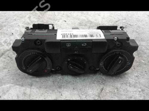 Used Climate control VW TOURAN (1T1, 1T2) 1.9 TDI (105 hp) 8969612