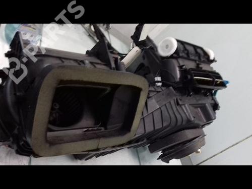 Used Heater matrix box Heater matrix box VW GOLF VI (5K1) 2.0 TDI (140 hp) 8962968 8962968