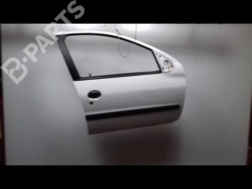 Used Right front door PEUGEOT 206 Hatchback (2A/C) 1.6 i (89 hp) 8974474