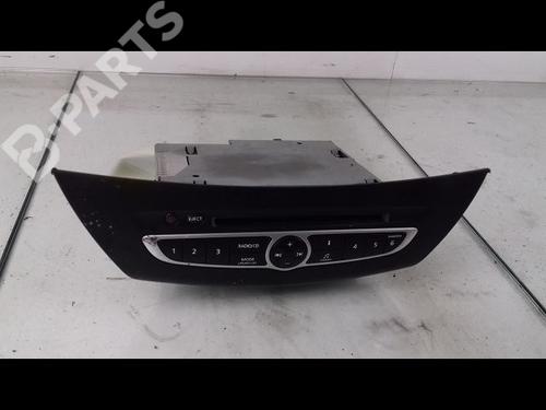 Used Radio RENAULT LAGUNA III (BT0/1) 1.5 dCi (BT00, BT0A, BT0T, BT1J) (110 hp) 8969932